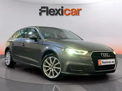 Gris Usado 2020 Audi A3 Sportback Attraction Berlina | 17.990 € (Super precio)