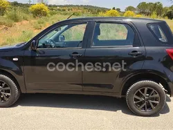 Negro Usado 2006 Daihatsu Terios SUV | 9500 €