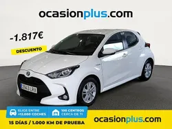 Blanco Usado 2021 Toyota Yaris Hybrid Active Berlina | 19.990 € (Precio justo)