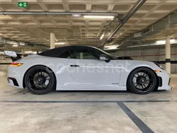 Gris / plata Usado 2024 Porsche 911 Carrera 4 GTS Descapotable | 225.000 €