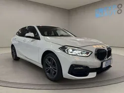 Blanco Usado 2020 BMW 118 Comfort Edition Utilitario | 21.975 € (Un poco caro)