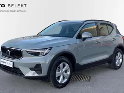 Gris Nuevo 2024 Volvo XC40 SUV | 32.500 € (Precio justo)