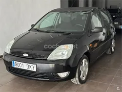 Negro Usado 2005 Ford Fiesta Utilitario | 3800 € (Precio justo)