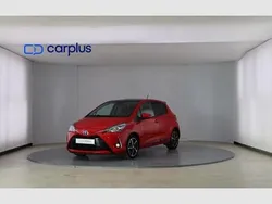 Rojo Usado 2018 Toyota Yaris Berlina | 13.990 € (Precio justo)