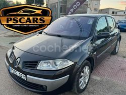 Negro Usado 2008 Renault Mégane III Dynamique Berlina | 3499 € (Precio justo)