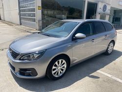 Gris / plata Usado 2019 Peugeot 308 Style Familiar | 13.290 € (Un poco caro)