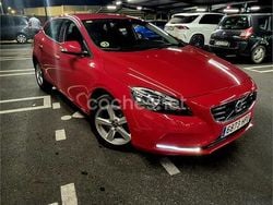 Rojo Usado 2013 Volvo V40 Kinetic Berlina | 7999 € (Buen precio)