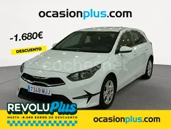 Blanco Usado 2023 Kia Ceed Berlina | 18.490 € (Precio justo)