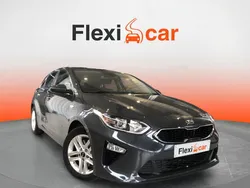 Negro Usado 2021 Kia Ceed Berlina | 11.690 € (Buen precio)