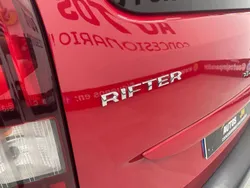 Rojo Usado 2019 Peugeot Rifter GT-line Monovolumen | 17.200 € (Precio justo)