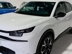 Blanco okenite Nuevo 2025 Citroën C4 Business Class Berlina | 21.800 € (Buen precio)