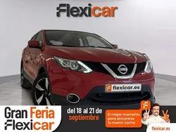 Rojo Usado 2015 Nissan Qashqai Premium Edition SUV | 11.990 € (Precio justo)