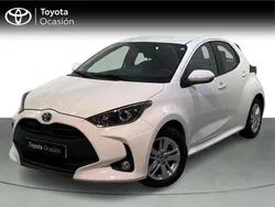 Usado 2023 Toyota Yaris Hybrid Business Edition Utilitario | 19.900 € (Precio justo)