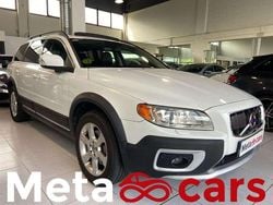 Blanco Usado 2011 Volvo XC70 Summum SUV | 12.990 €