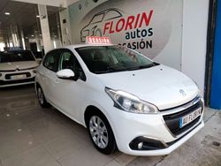 Blanco Usado 2019 Peugeot 208 Active Utilitario | 10.500 € (Precio justo)