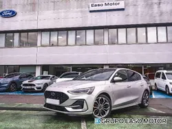 Plateado Usado 2023 Ford Focus ST-Line X Utilitario | 24.900 € (Caro)