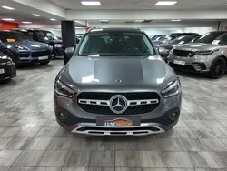 Gris / plata Usado 2021 Mercedes GLA250 SUV | 33.990 € (Buen precio)