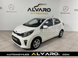 Blanco Usado 2021 Kia Picanto Utilitario | 12.990 € (Un poco caro)