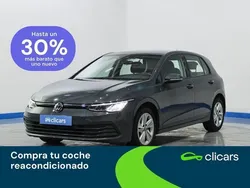 Gris / plata Usado 2021 VW Golf VIII Berlina | 16.490 € (Precio justo)