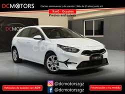 Blanco Usado 2024 Kia Ceed Berlina | 19.900 € (Precio justo)