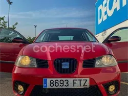 Rojo Usado 2007 Seat Ibiza Reference Berlina | 2200 € (Buen precio)