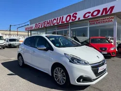 Usado 2017 Peugeot 208 Active Utilitario | 8990 €