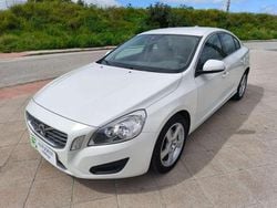 Blanco Usado 2011 Volvo S60 Summum Berlina | 9995 € (Precio justo)