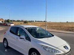 Blanco Usado 2011 Peugeot 308 Access Berlina | 7200 € (Un poco caro)