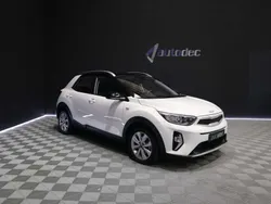 Blanco Usado 2022 Kia Stonic SUV | 13.990 € (Buen precio)