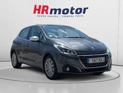 Gris Usado 2018 Peugeot 208 Allure Utilitario | 9490 € (Precio justo)