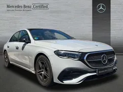 Gris Usado 2023 Mercedes E220 AMG line Berlina | 78.400 € (Un poco caro)