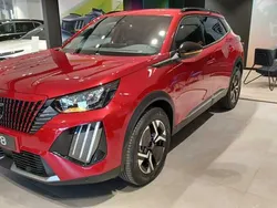 Rojo Nuevo 2025 Peugeot 2008 Allure SUV | 24.990 € (Un poco caro)