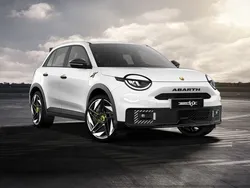 Verde Nuevo 2025 Abarth 600 Turismo | 43.199 €