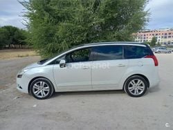 Blanco Usado 2010 Peugeot 5008 Premium Monovolumen | 7499 € (Precio justo)