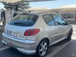 Gris / plata Usado 2004 Peugeot 206 Berlina | 1900 € (Precio justo)