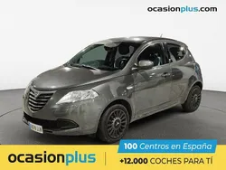 Gris Usado 2015 Lancia Ypsilon Utilitario | 8450 € (Precio justo)