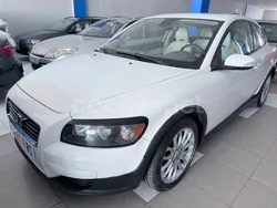 Blanco Usado 2007 Volvo C30 Momentum Utilitario | 6490 € (Precio justo)