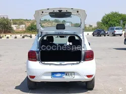 Blanco Usado 2018 Dacia Sandero Ambiance Utilitario | 2850 €