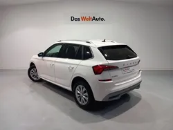 Blanco Usado 2023 Skoda Kamiq Sport SUV | 22.400 € (Buen precio)