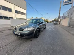 Verde Usado 2007 Renault Mégane II Dynamique Berlina | 1999 € (Super precio)