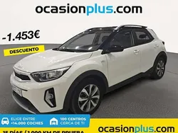 Blanco Usado 2022 Kia Stonic SUV | 14.537 € (Precio justo)