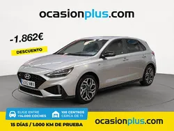 Gris / plata Usado 2024 Hyundai i30 N Line Berlina | 20.290 € (Precio justo)