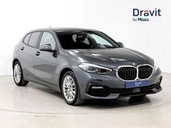 Gris Usado 2020 BMW 118 Comfort Edition Utilitario | 22.980 € (Precio justo)