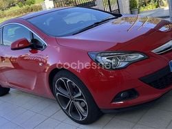 Rojo Usado 2016 Opel Astra GTC Sportive Berlina | 10.099 € (Precio justo)