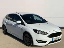 Blanco Usado 2018 Ford Focus ST-Line Utilitario | 15.143 € (Precio justo)