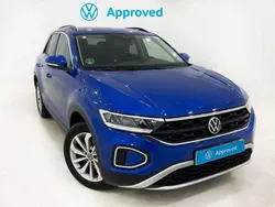 Azul Usado 2024 VW T-Roc Life SUV | 24.450 € (Precio justo)