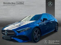 Azul Nuevo 2025 Mercedes A180 Berlina | 38.900 € (Un poco caro)