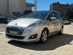 Gris / plata Usado 2016 Peugeot 5008 Allure Monovolumen | 8490 € (Precio justo)