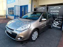 Beige Usado 2010 Renault Clio II Berlina | 5490 € (Precio justo)