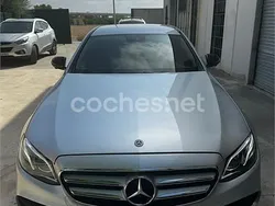 Gris / plata Usado 2019 Mercedes E220 Berlina | 23.999 € (Precio justo)